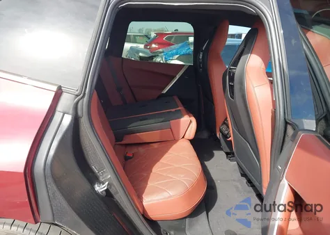 2025 BMW Ix xDrive50 из США, поврежденный, VIN WB523CF01SCS68268